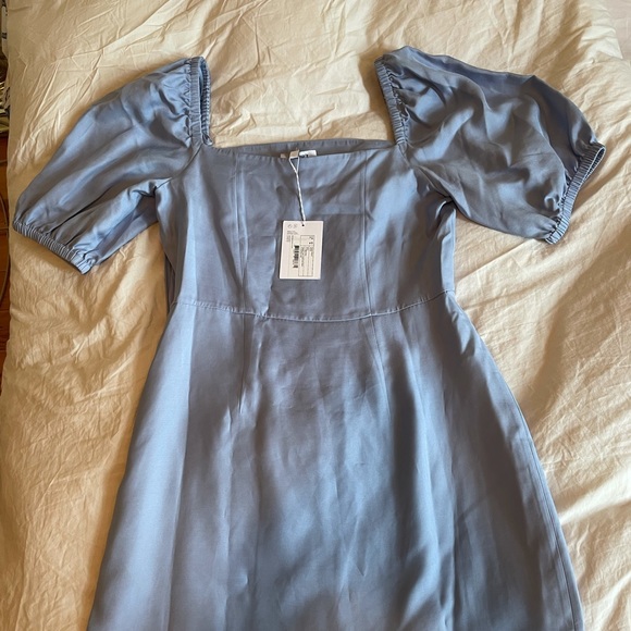 Paris Atelier & Other Stories mini dress in blue - Picture 3 of 6